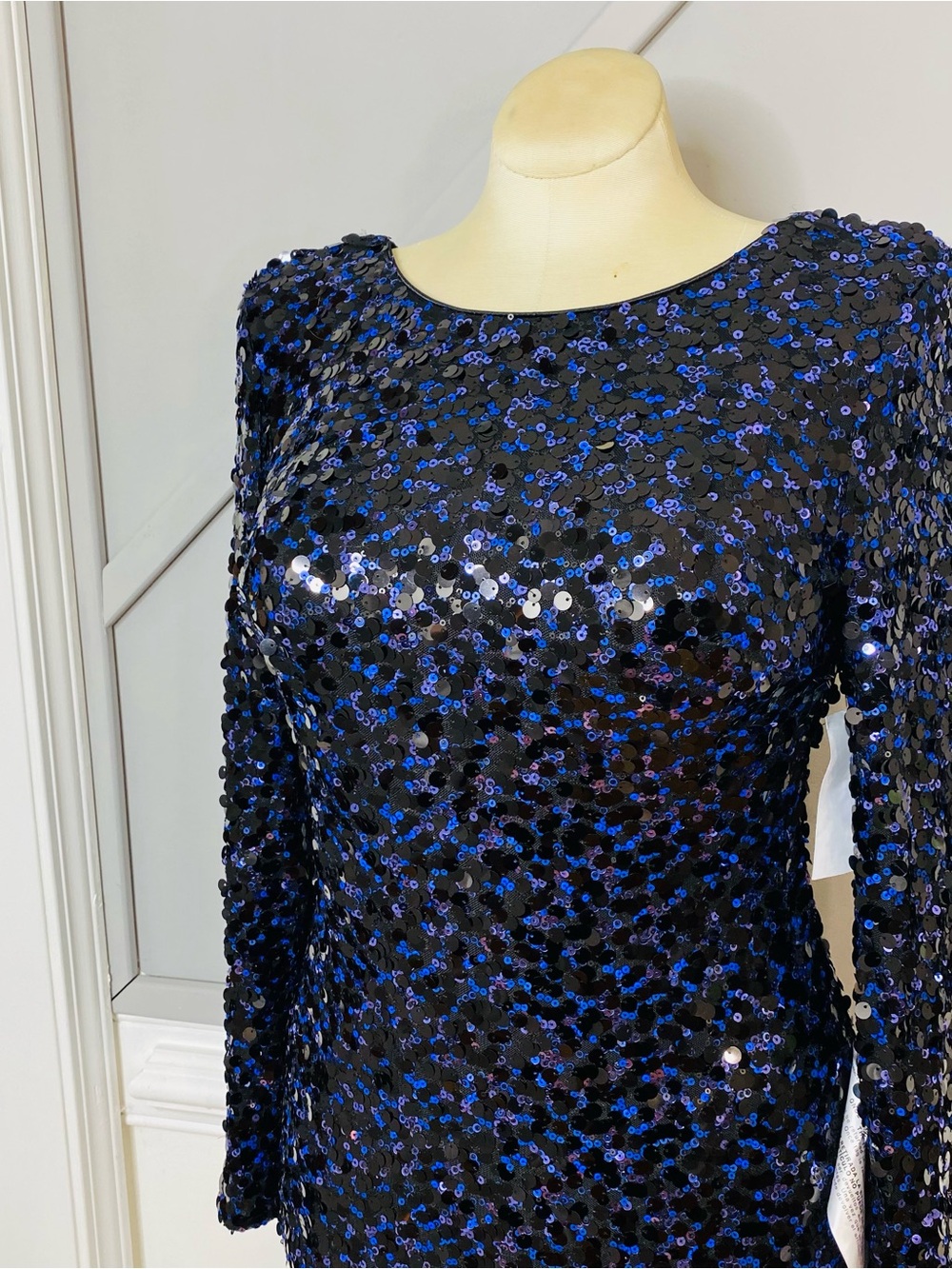 NEW Dress the Population Emery Long Sleeve Sequin Dress navy SZ L #D6706 - Picture 10 of 13